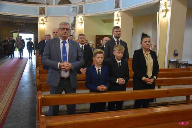 Areszt Śledczy w Dzierżoniowie otrzymał sztandar