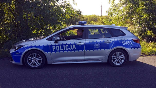  BMW w rowie przy drodze z Olesznej do Łagiewnik