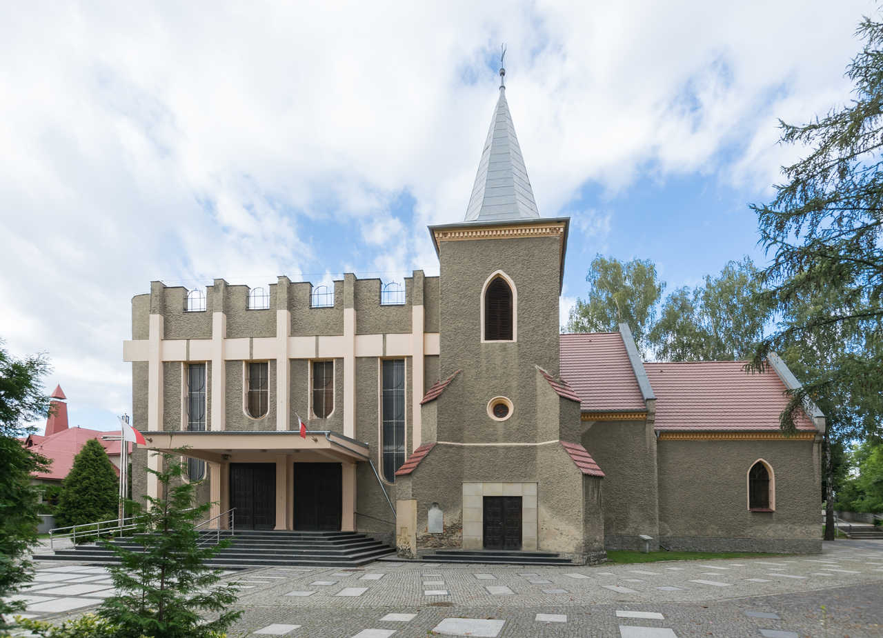 Piława Górna: stary kościół jak nowy