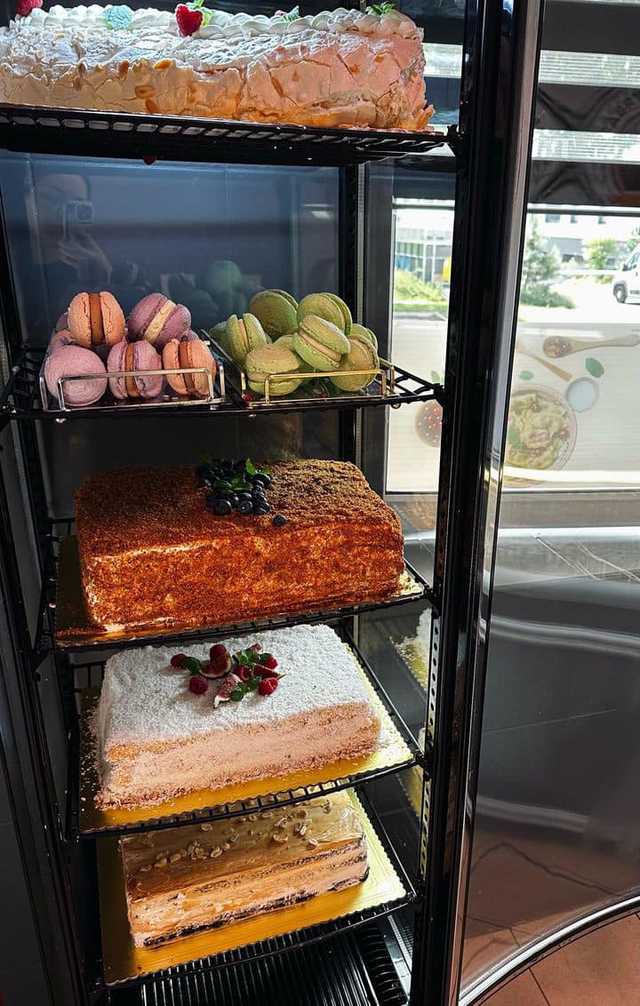 Nie masz czasu gotować? A może masz chęć na coś słodkiego? Odwiedż Fabrykę Smaku!