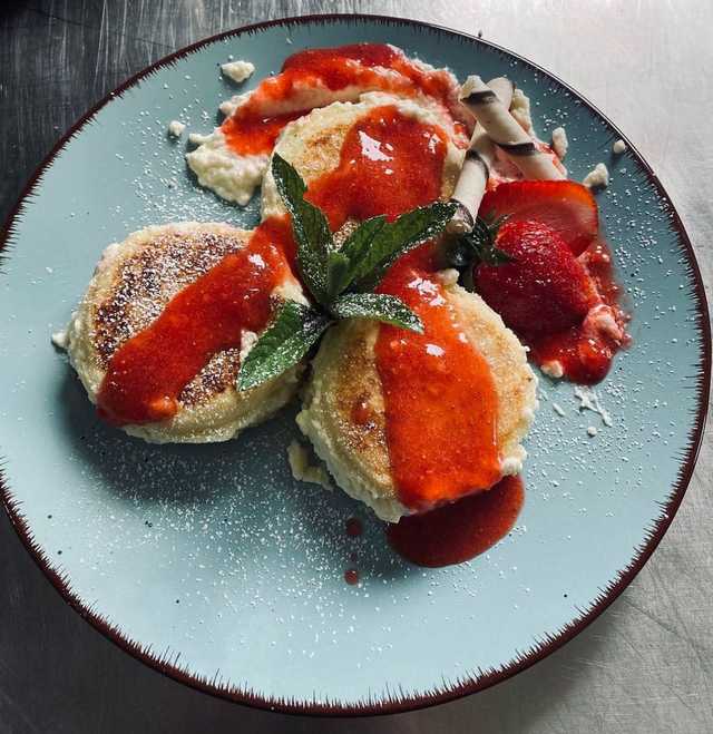 Nie masz czasu gotować? A może masz chęć na coś słodkiego? Odwiedż Fabrykę Smaku!