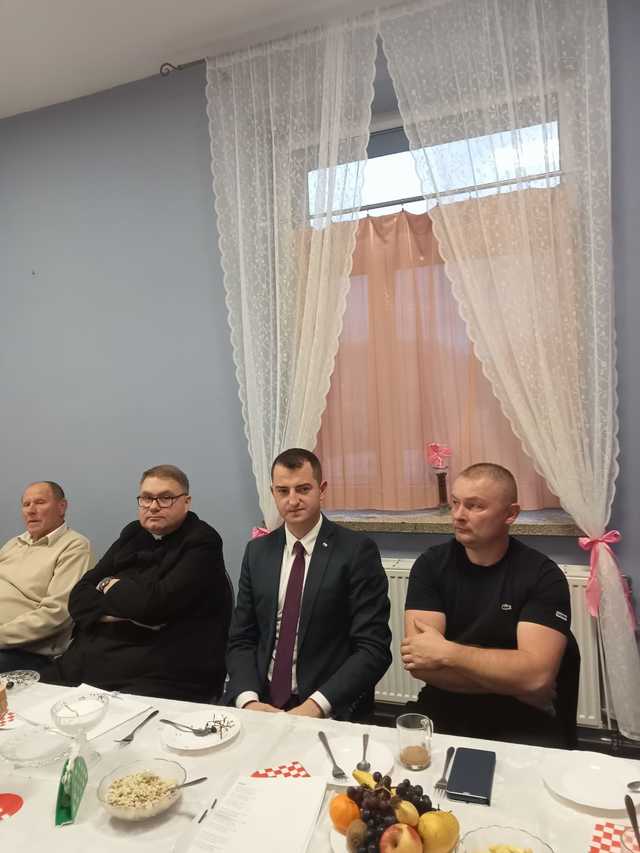 Dzień Seniora w Roztoczniku i Ostroszowicach 