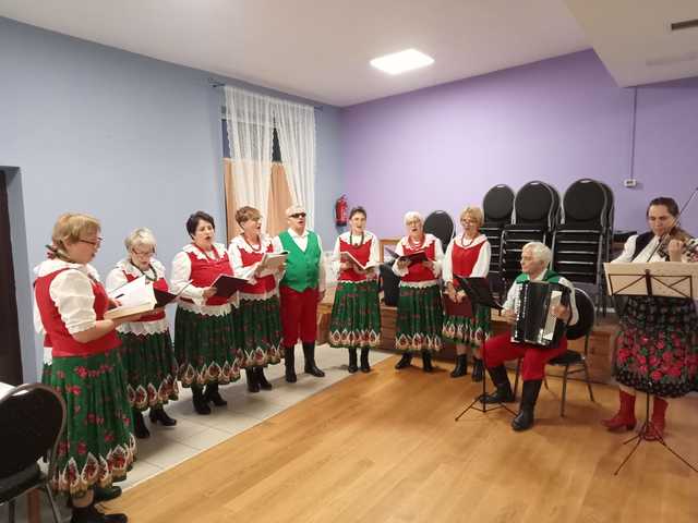 Dzień Seniora w Roztoczniku i Ostroszowicach 