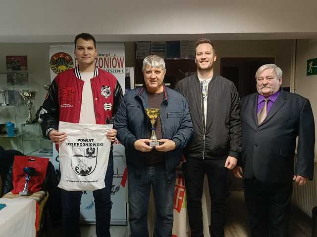 Drużynowe zawody w strzelaniu z wiatrówki