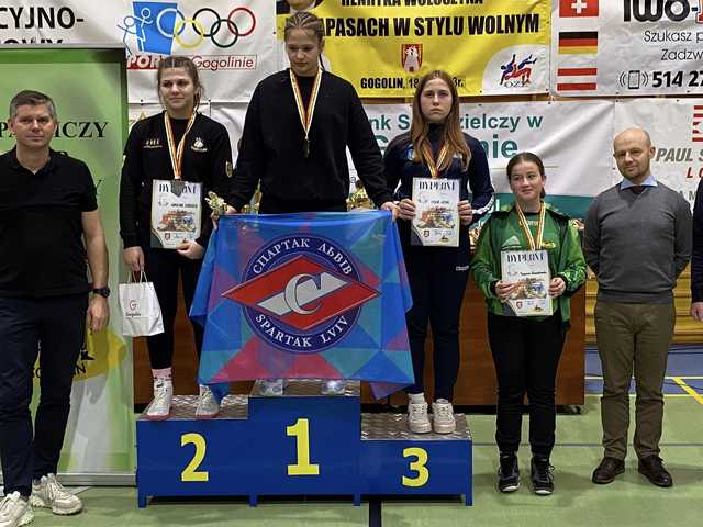 Świetny występ młodziczek JUNIORA Dzierżoniów w Gogolinie
