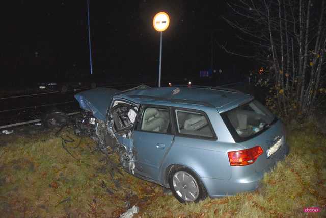 Groźny wypadek na drodze Dzierżoniów -  Dobrocin