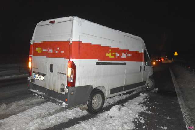 Zderzenie citroena i audi na obwodnicy Uciechowa