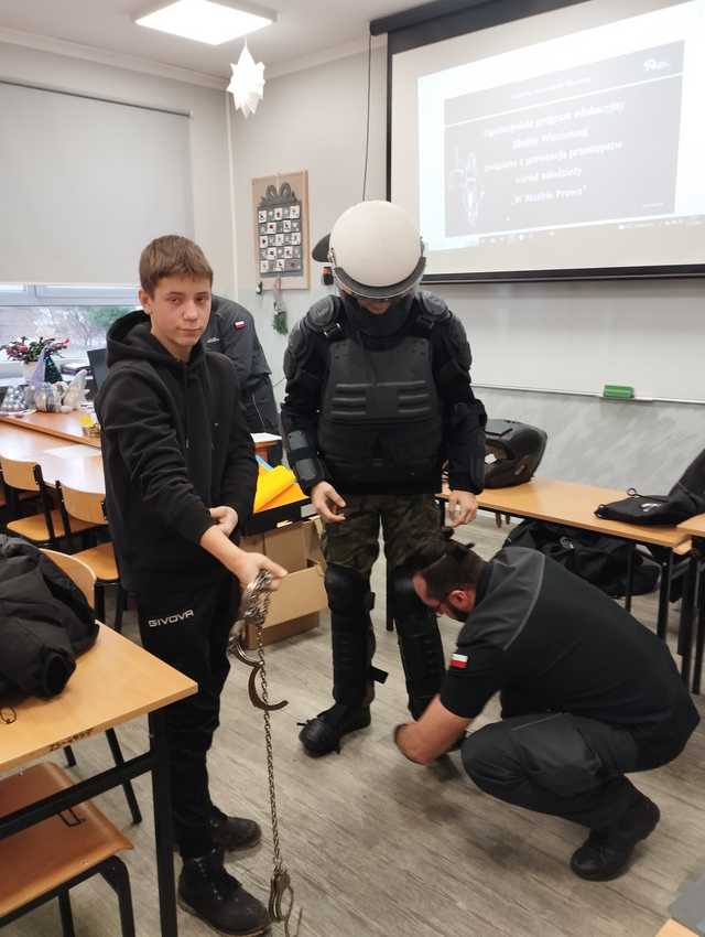 Dzierżoniów rozpoczyna ogólnopolski program ”W SŁUŻBIE PRAWU”