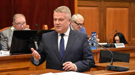 Radni uchwalili budżet Dzierżoniowa na 2024 rok