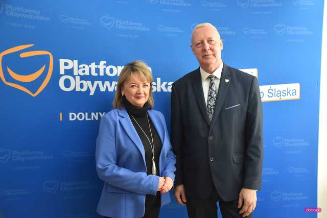 Uroczyście otwarto Biuro Poselskie Marka Chmielewskiego