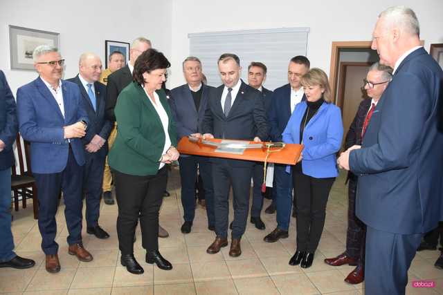 Uroczyście otwarto Biuro Poselskie Marka Chmielewskiego