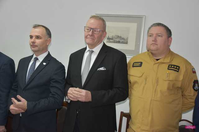 Uroczyście otwarto Biuro Poselskie Marka Chmielewskiego