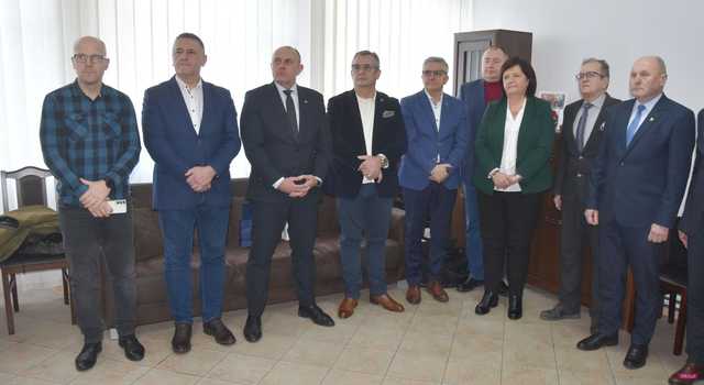Uroczyście otwarto Biuro Poselskie Marka Chmielewskiego