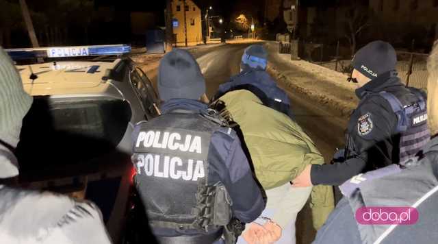 Pchnięty nożem w trakcie imprezy alkoholowej w Pieszycach