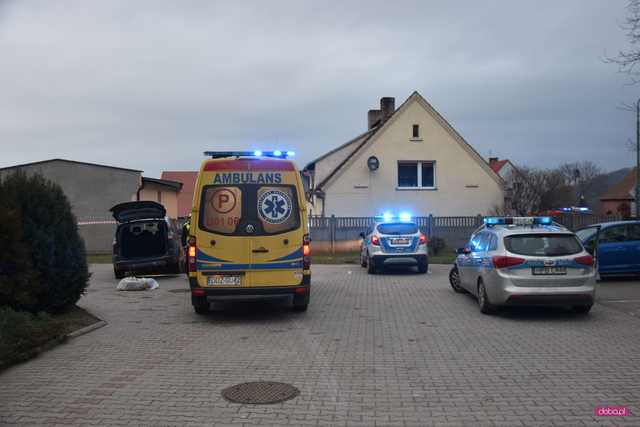 Dziecko potrącone na parkingu szkoły w Bielawie