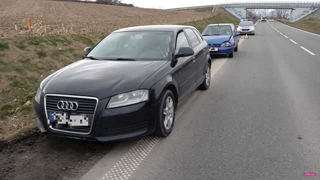 Zderzenie citroena i audi 