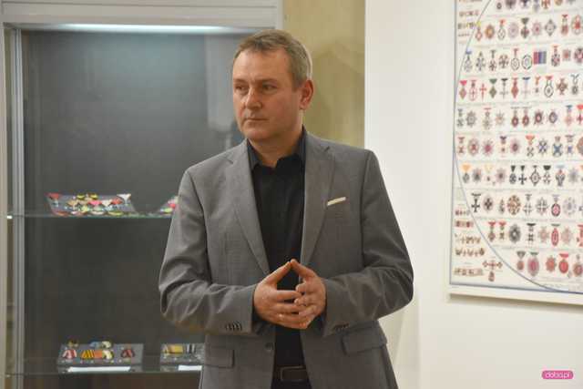 Wystawa „Falerystyka – historia zapisana w odznaczeniach ze zbiorów Marka Zatorskiego”