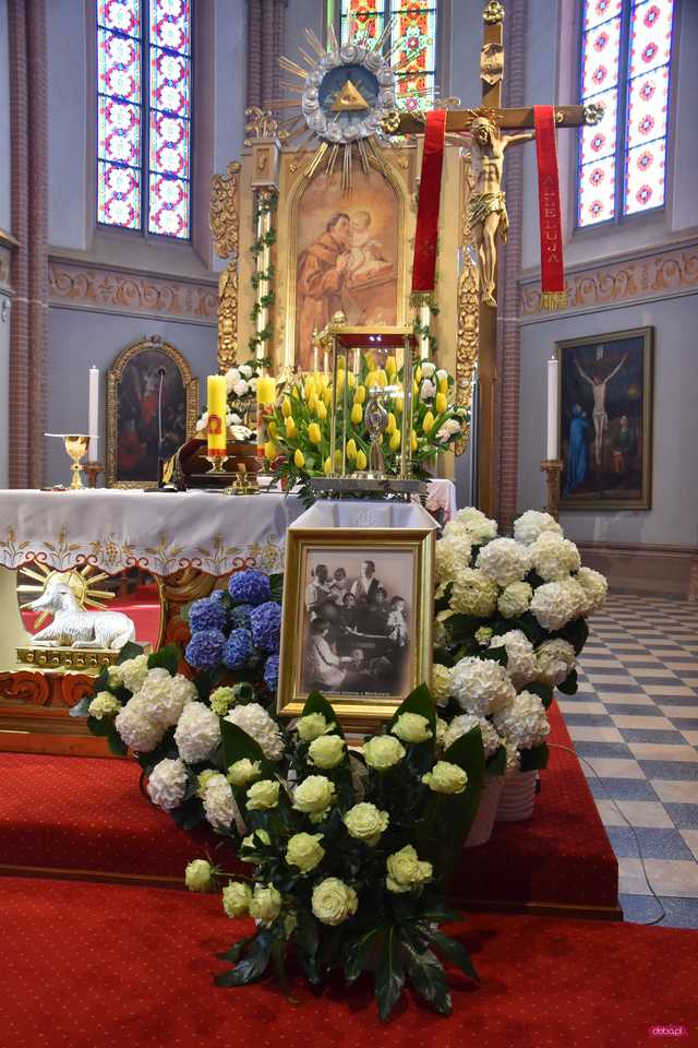 Relikwie rodziny Ulmów w parafii św. Antoniego w Pieszycach