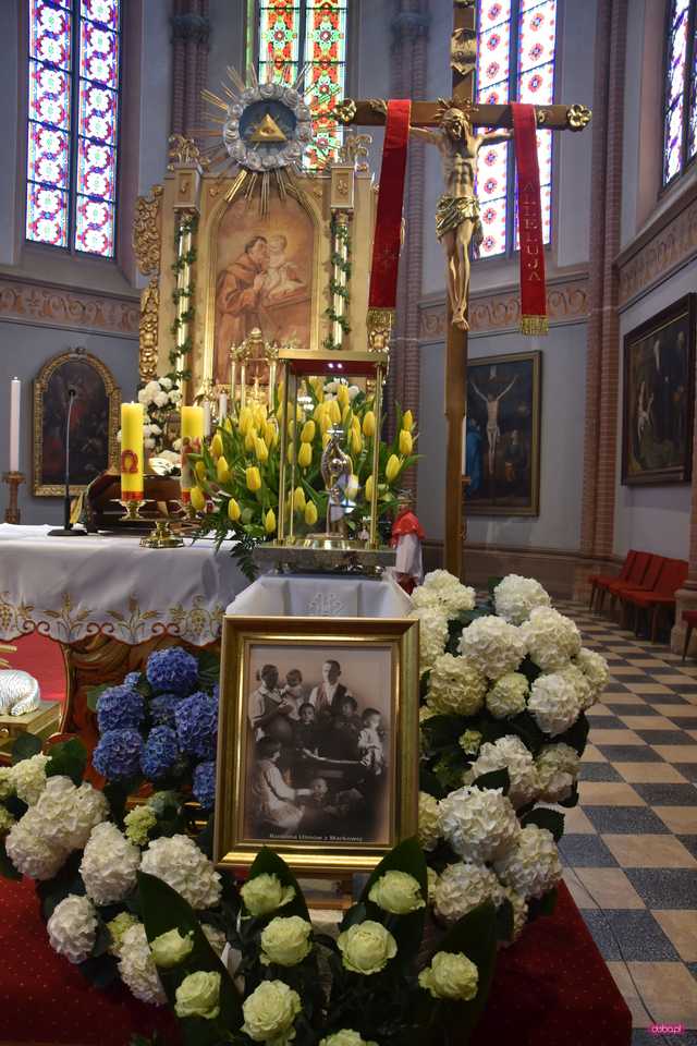 Relikwie rodziny Ulmów w parafii św. Antoniego w Pieszycach