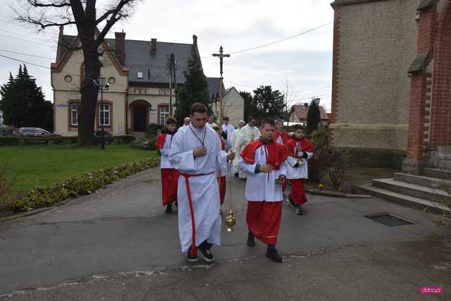 Relikwie rodziny Ulmów w parafii św. Antoniego w Pieszycach