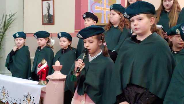 Oleszna. Obchody upamiętniające Zbrodnię Katyńską i rocznicę Katastrofy Smoleńskiej