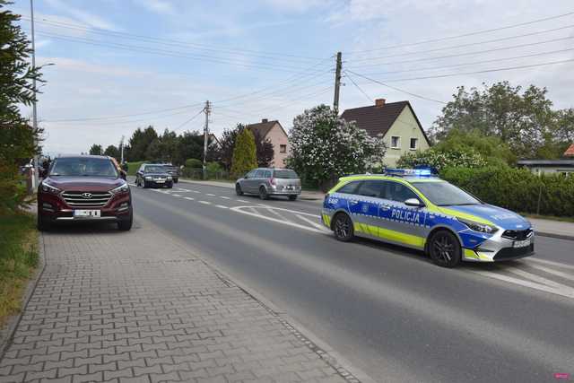 Zderzenie trzech pojazdów na Dzierżoniowskiej w Bielawie