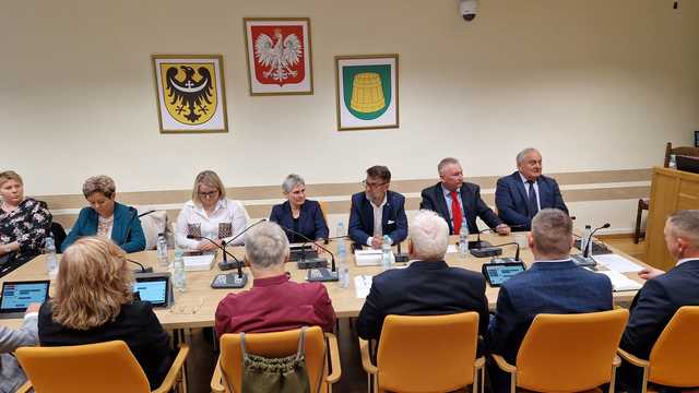 Łagiewniki: ostatnia sesja Rady Gminy Łagiewniki