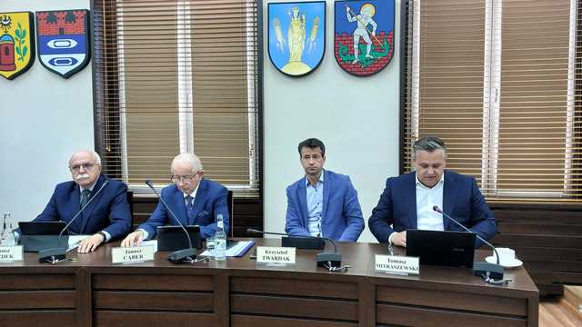 Ostatnia sesja Rady Powiatu Dzierżoniowskiego