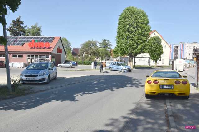Zderzenie dwóch pojazdów na Lipowej w Bielawie