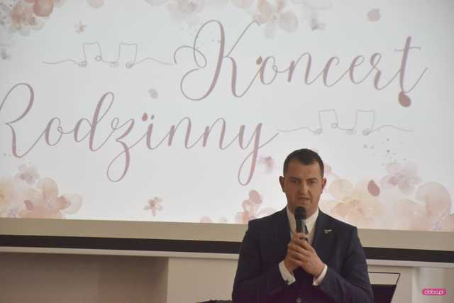 Koncert chóru dziecięcego podsumowujący projekt „Most the Music”