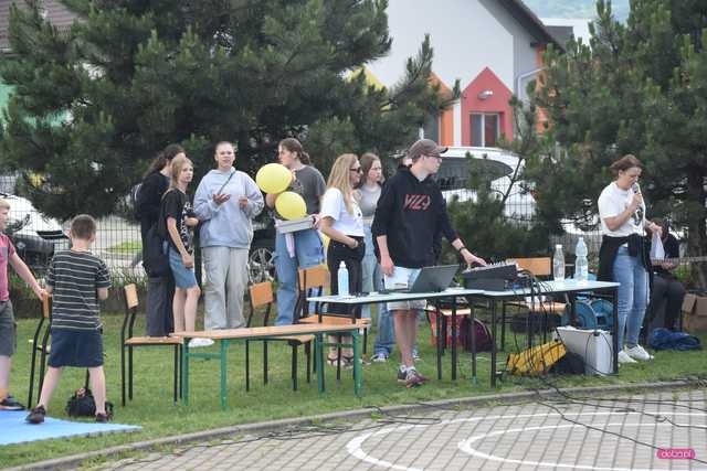 Piknik rodzinny w SP nr 1 w Pieszycach