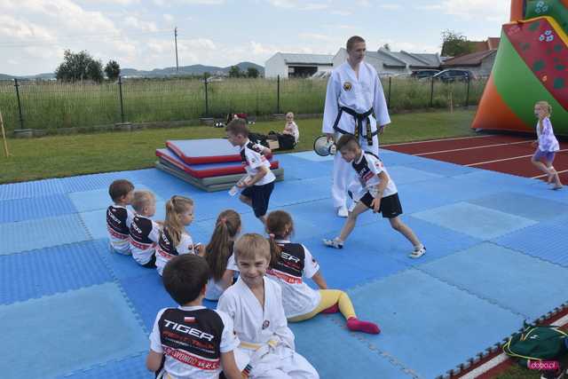 Piknik rodzinny w SP nr 1 w Pieszycach