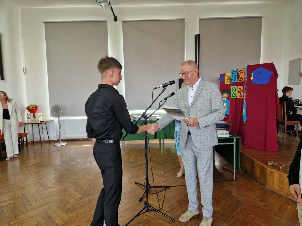 Powiat Dzierżoniowski. Zakończenie roku szkolnego 2023/2024