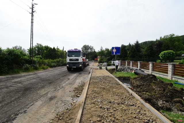 Kierowcy wściekli na zarządce drogi wojewódzkiej nr 384 