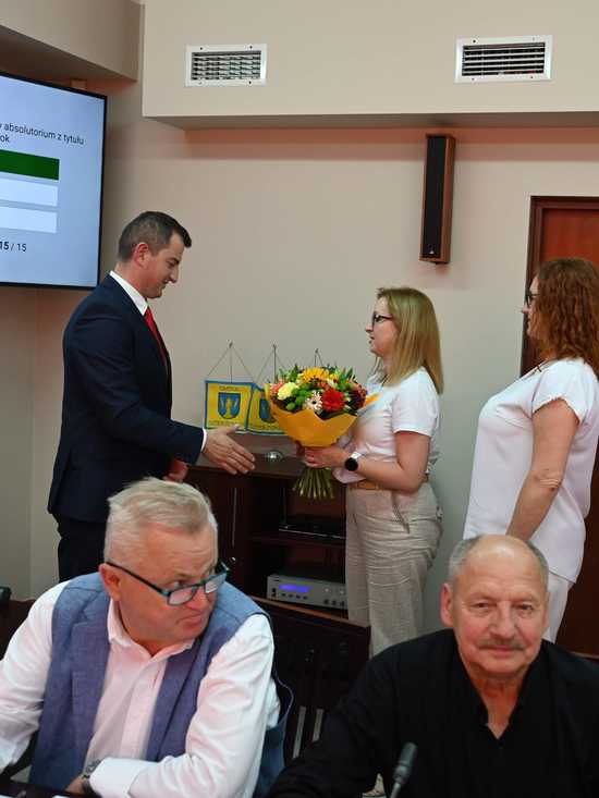 Jednogłośne absolutorium dla Wójta Gminy Dzierżoniów