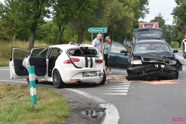 Zderzenie trzech samochodów na K8. Droga zablokowana