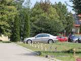 Parking na os. Różanym: wysokie opłaty i blokady wzbudzają sprzeciw mieszkańców