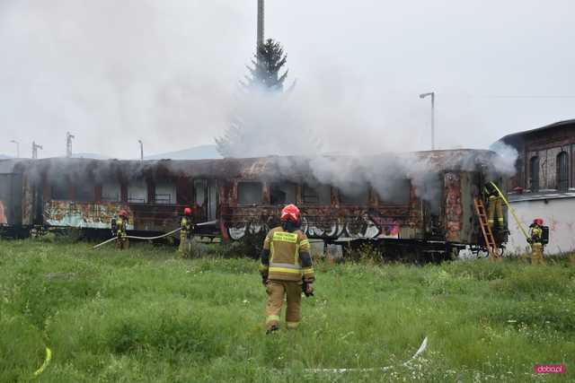 pożar wagonu w Dzierżoniowie