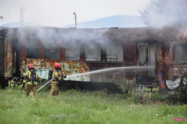 pożar wagonu w Dzierżoniowie
