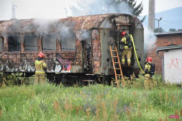 pożar wagonu w Dzierżoniowie