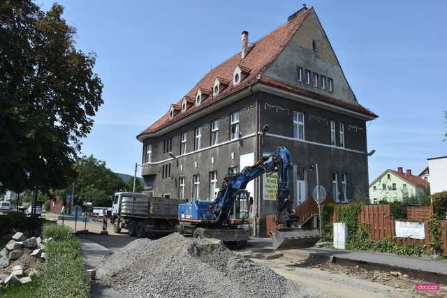 Jak przebiega remont ul. Żeromskiego w Bielawie?