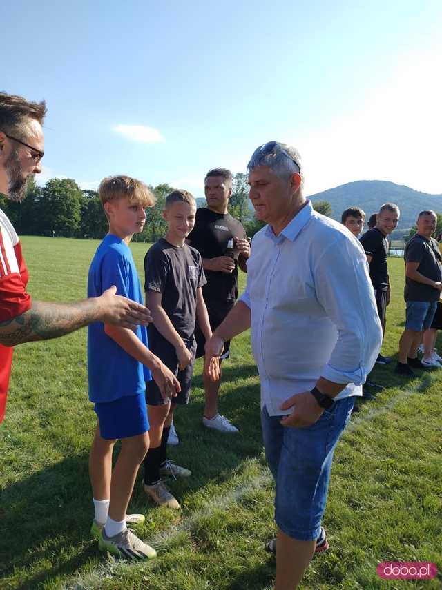 Sportowa rywalizacja w Ostroszowicach [FOTO]