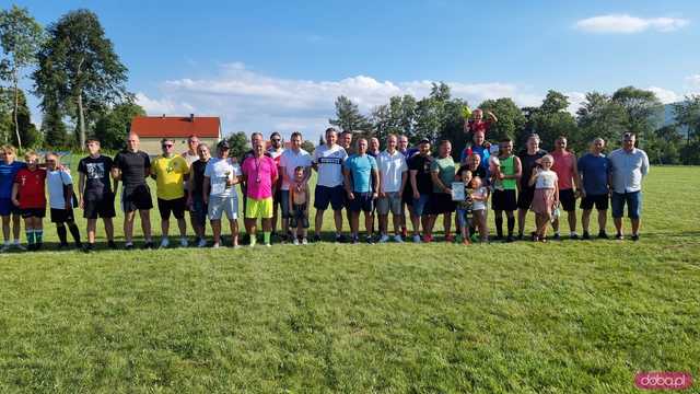 Sportowa rywalizacja w Ostroszowicach [FOTO]