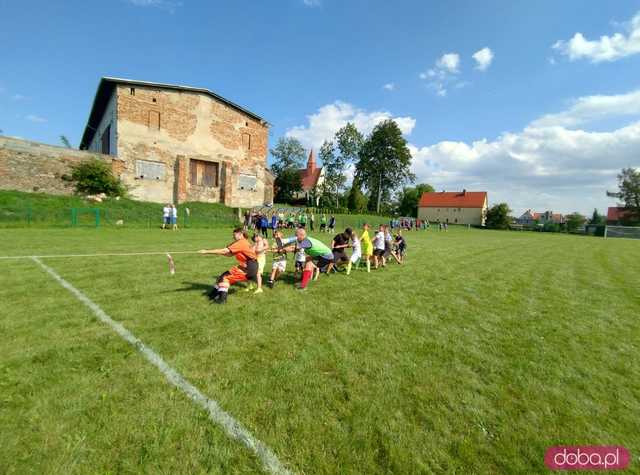 Sportowa rywalizacja w Ostroszowicach [FOTO]