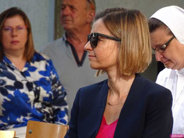 Rozpoczęcie roku szkolnego w 1 Liceum Ogólnokształcącym w Dzierżoniowie