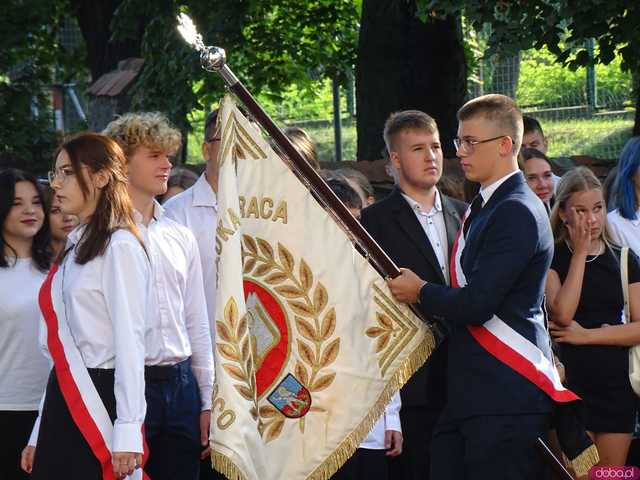 Rozpoczęcie roku szkolnego w 1 Liceum Ogólnokształcącym w Dzierżoniowie