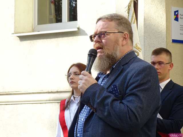 Rozpoczęcie roku szkolnego w 1 Liceum Ogólnokształcącym w Dzierżoniowie