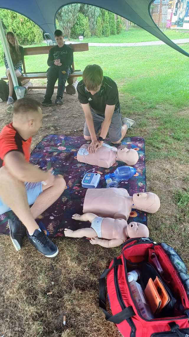 „Projekt Wakacje - praca, profilaktyka, przygoda”
