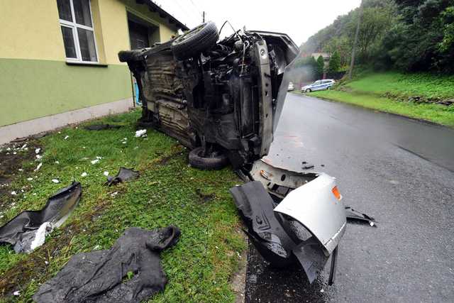 Dachował fordem na Nowobielawskiej