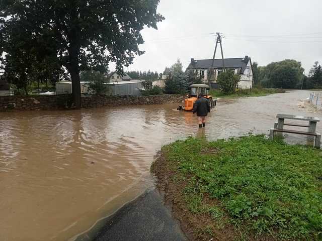 Piława Dolna pod wodą